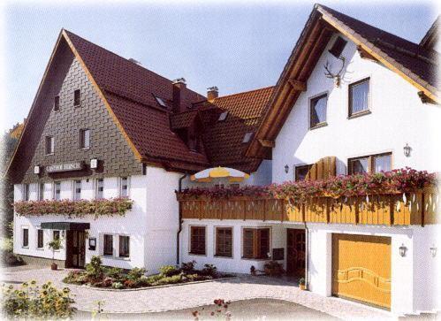 Hotel Gasthof Hirsch Alfdorf Экстерьер фото