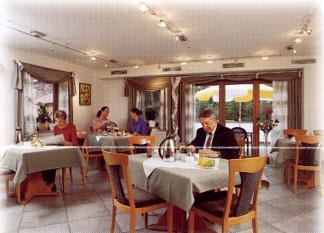 Hotel Gasthof Hirsch Alfdorf Экстерьер фото